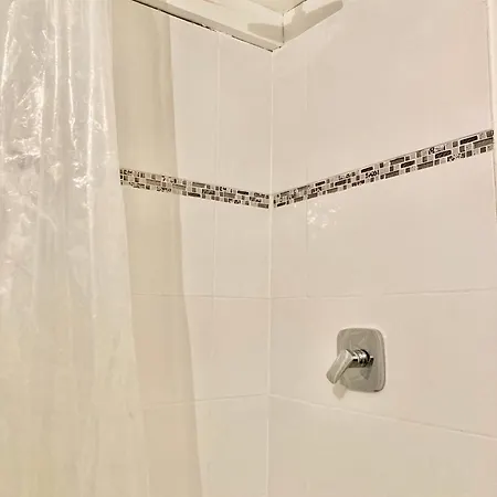 Boutique Altbau * برلين